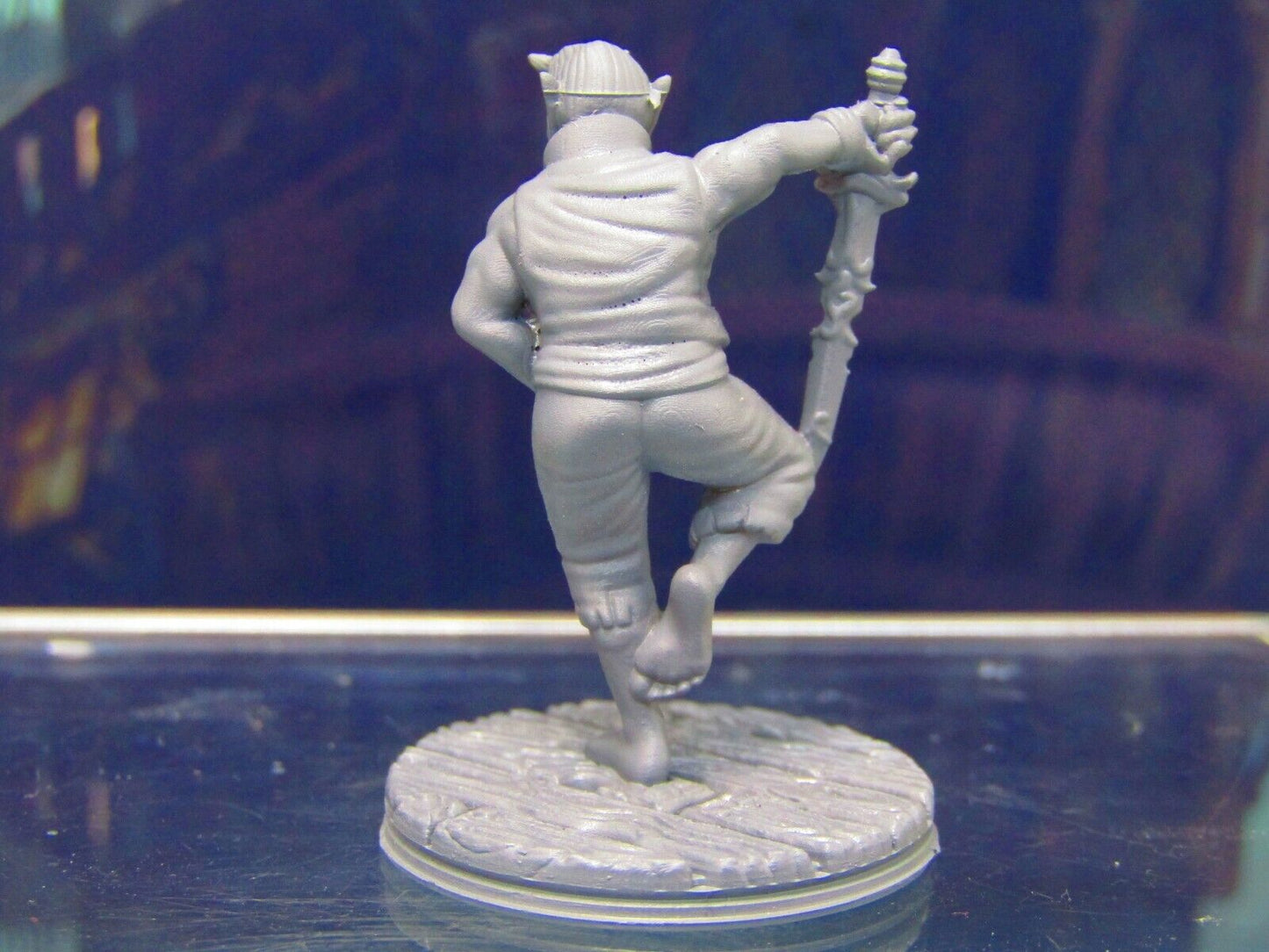 Elf Pirate Dual Wielding Weapons Mini Miniature Figure 3D Printed Model 28/32mm