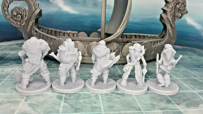 5 Viking Minis Figures and Viking Barbarian Long Ship Sail Boat Scatter Terrain