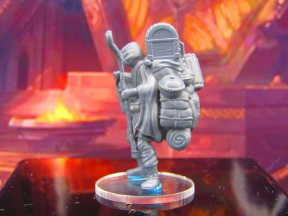 Dark Mysterious Merchant Peddlar Salesman Mini Miniature Model Character Figure