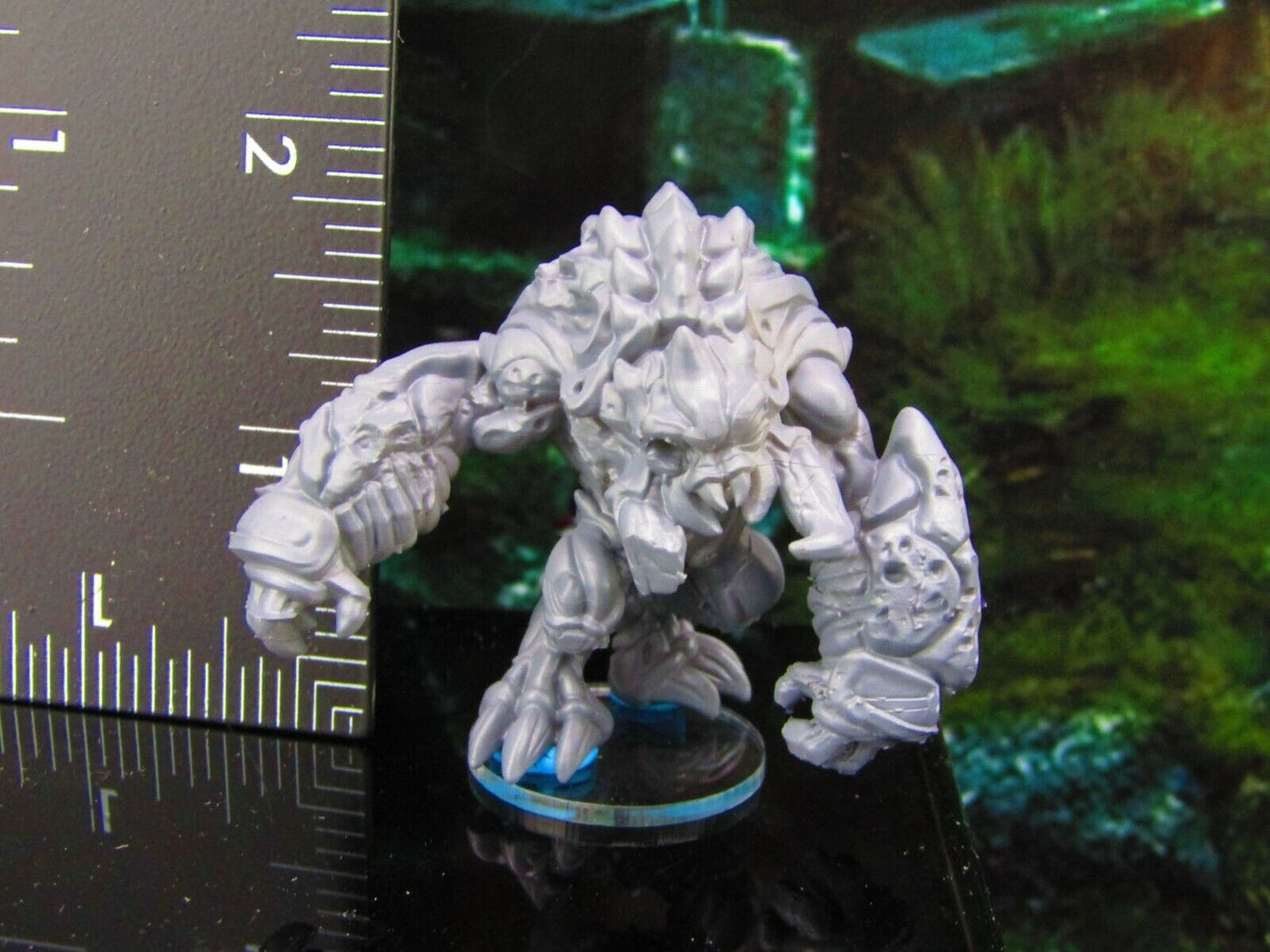 Undead Zombie Amber Hulk Rock Monster A Mini Miniature Model Character Figure