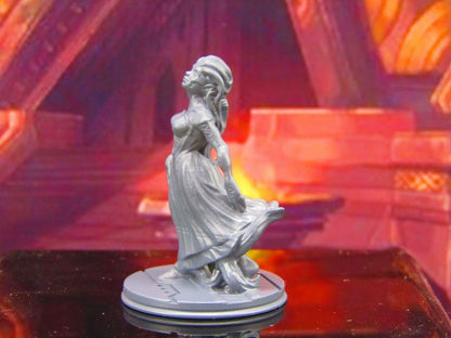 Kathia Alien Female Beauty Queen Mini Miniature Model Character Figure 28mm/32mm