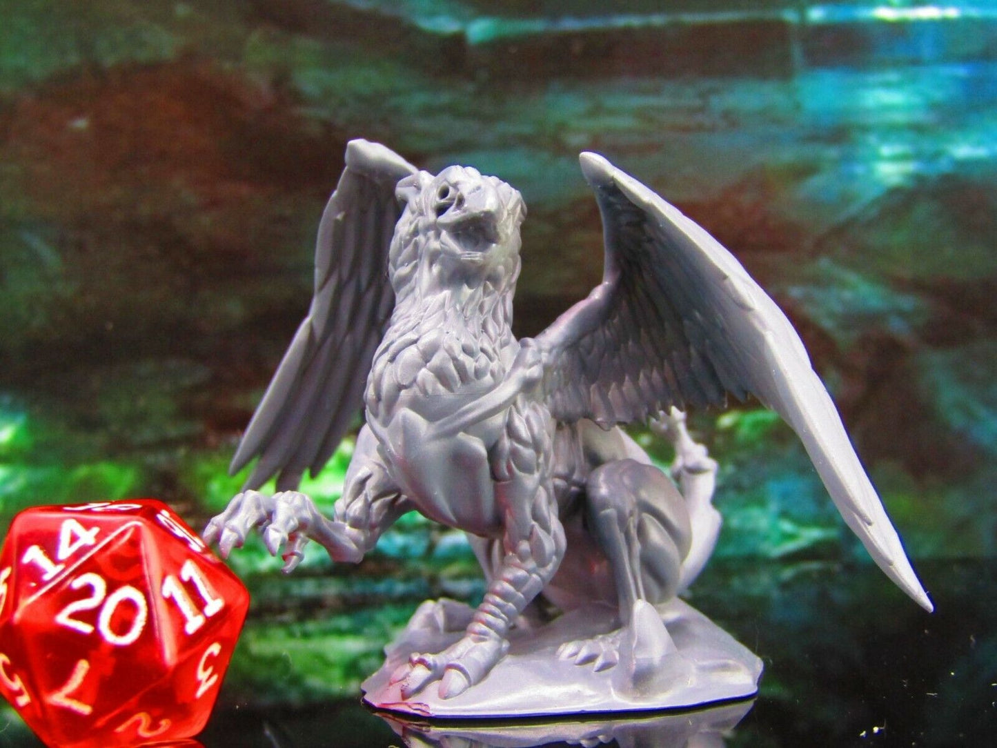 Undead Zombie Griffin Gryphon Lion Eagle Mini Miniature Model Character Figure