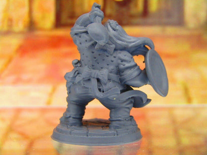 Mimma the Warrior Housewife Dwarf Mini Miniature 3D Printed Model 28/32mm Scale