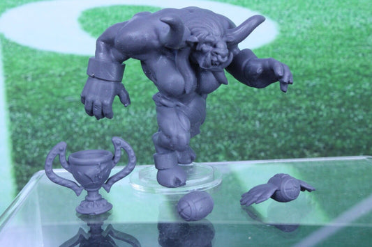 Minotaur Female Coach Mini Player RPG Tabletop Blood Fantasy Football Bowl Team