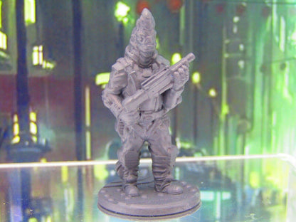 Alien Bounty Hunter Assassin Mini Miniature Figure 3D Printed Model 28/32mm