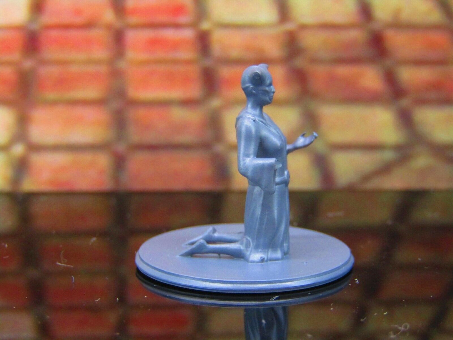 Devout Masked Demonic Cultist Female Sacrifice Mini Miniature Model Character