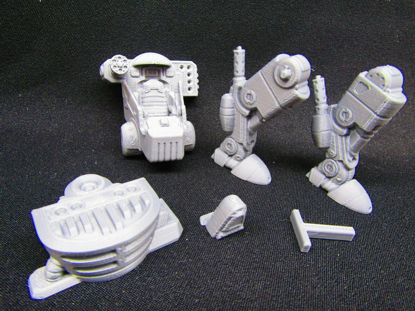 Battle Mech Small Attack Walker Miniature Mini Scatter Terrain Scenery