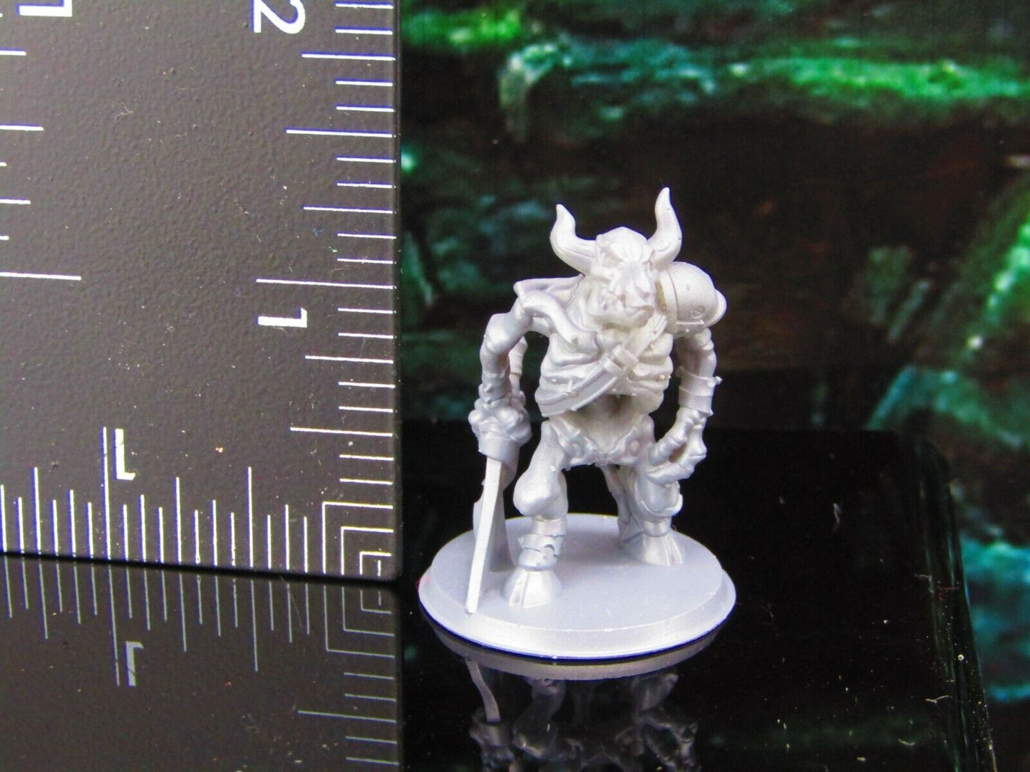 Undead Skeleton Minotaur B Mini Miniature Model Character Figure 28mm/32mm Scale