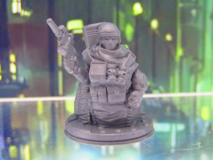 Slug Alien Bounty Hunter Assassin Mini Miniature Figure 3D Printed Model Sci Fi