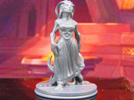 Kathia Alien Female Beauty Queen Mini Miniature Model Character Figure 28mm/32mm