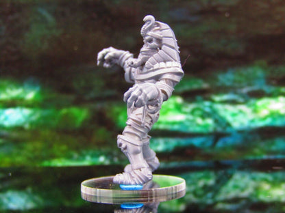 Mummy Pharaoh B Mini Miniature Model Character Figure 28mm/32mm Scale