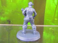 
              Crazed Vampire Thrall Mini Miniatures 3D Printed Resin Model Figure 28/32mm
            