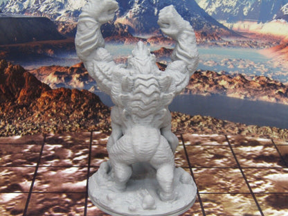 Alien Ape Gorilla 4 Armed Mutant Monster Encounter Mini Miniature Figure