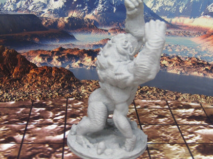 Alien Ape Gorilla 4 Armed Mutant Monster Encounter Mini Miniature Figure