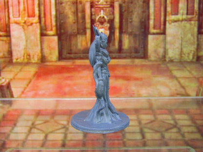 Dark Elf Matriarch Evil Queen Mini Miniature Figure 3D Printed Model 28/32mm