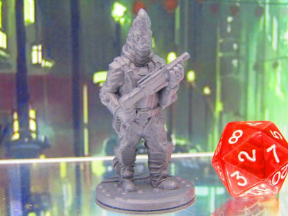 Alien Bounty Hunter Assassin Mini Miniature Figure 3D Printed Model 28/32mm