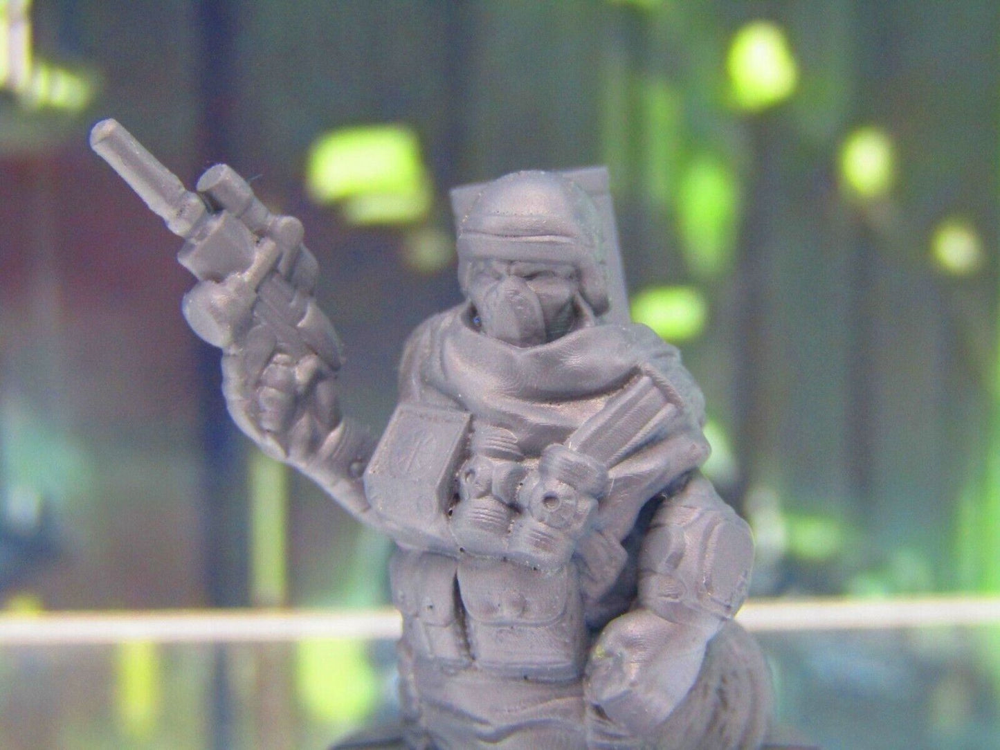 Slug Alien Bounty Hunter Assassin Mini Miniature Figure 3D Printed Model Sci Fi