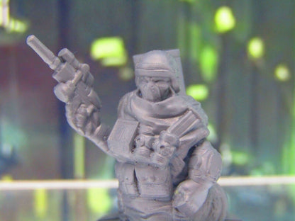 Slug Alien Bounty Hunter Assassin Mini Miniature Figure 3D Printed Model Sci Fi