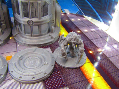 Containment Holding Chambers Cell Damaged Pair W/ Space Monsters Aliens Set