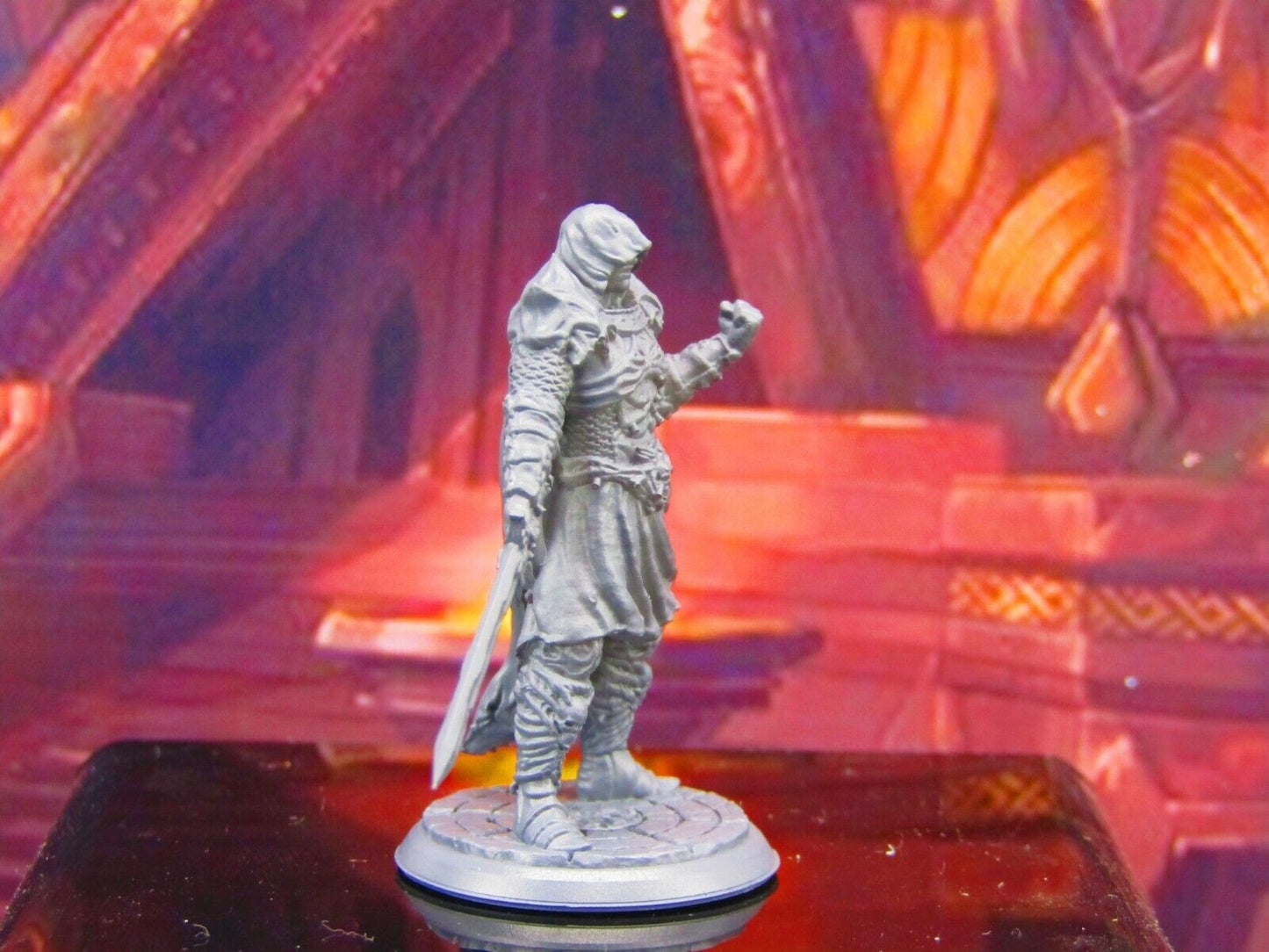 Fallen Dark Paladin Human Mini Miniature Model Character Figure 28mm/32mm Scale