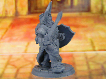 Dwana the Dwarven Warrior Queen Female Dwarf Mini Miniatures 3D Printed Figure