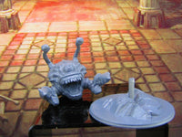 
              Deep Eye Caved Claw Monster W/ Base Mini Miniature Model Character Figure
            