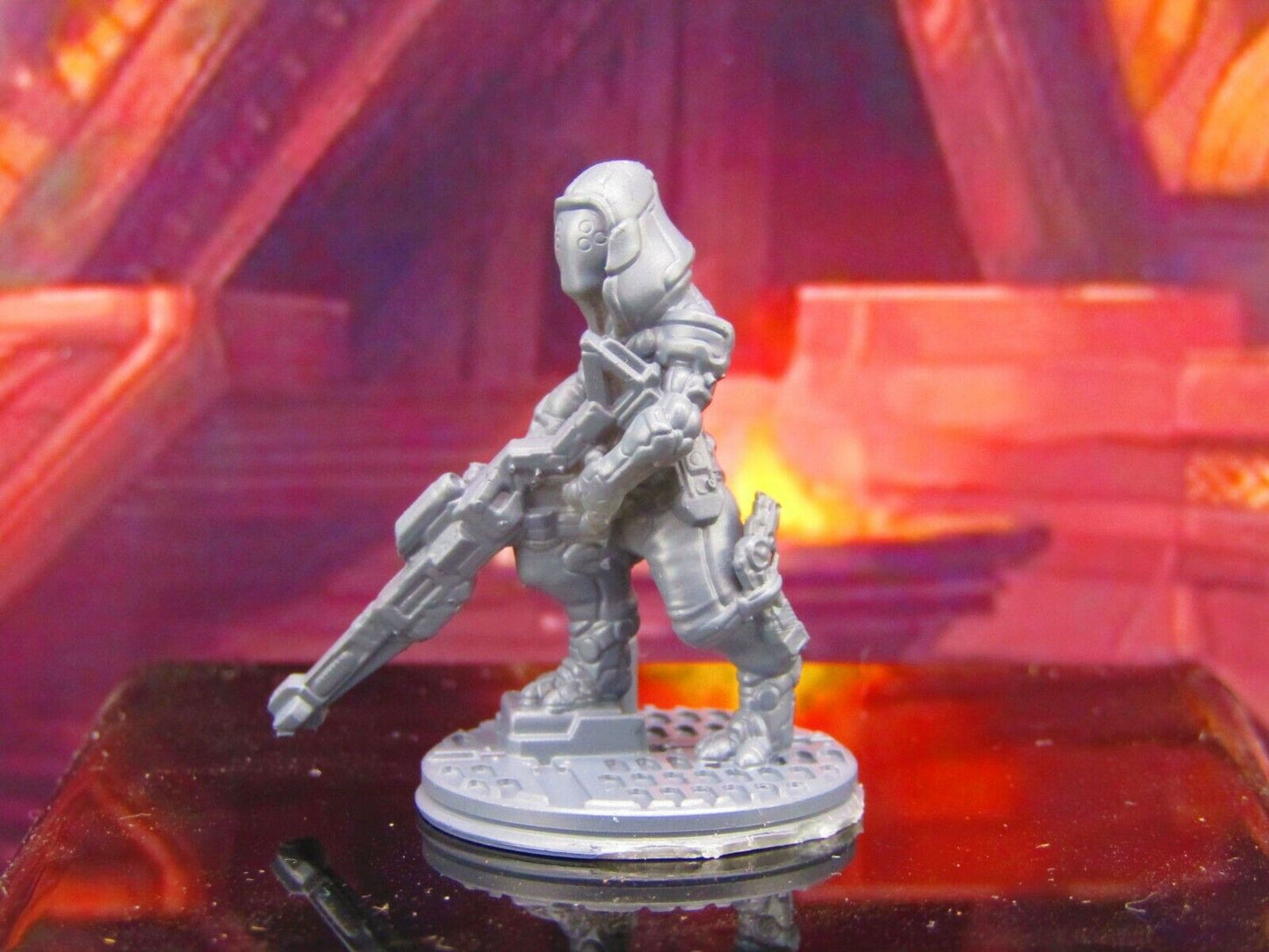 Alien Assassin Mercenary Sniper Mini Miniature Model Character Figure 28mm/32mm