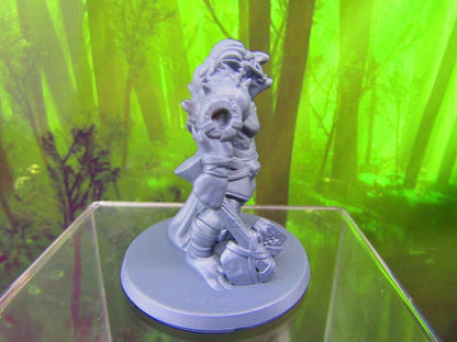 Large Female Troll Mini Miniatures 3D Printed Resin Model Figure 28/32mm Scale