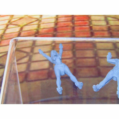 Cultists Sacrificial Torture Altar & Sacrifice Victims Scene Scenery