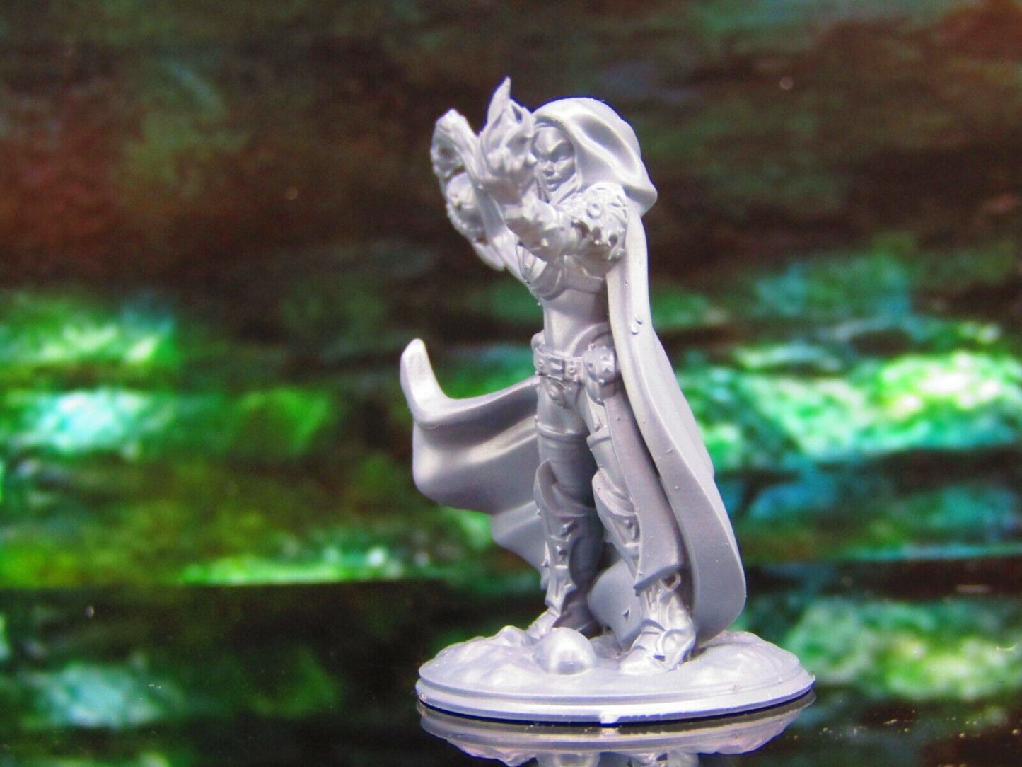 Female Necromancer A Mini Miniature Model Character Figure 28mm/32mm Scale