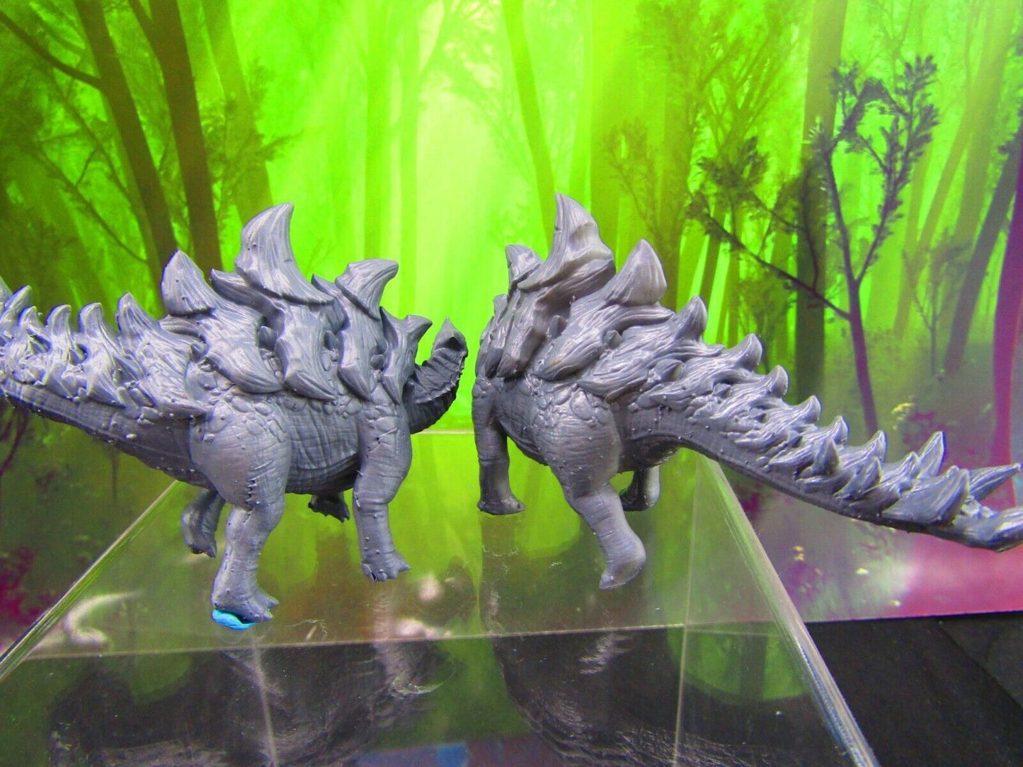 Gravespine Stegosauras Dinsosaur Pair Mini Miniature Figure 3D Printed Model