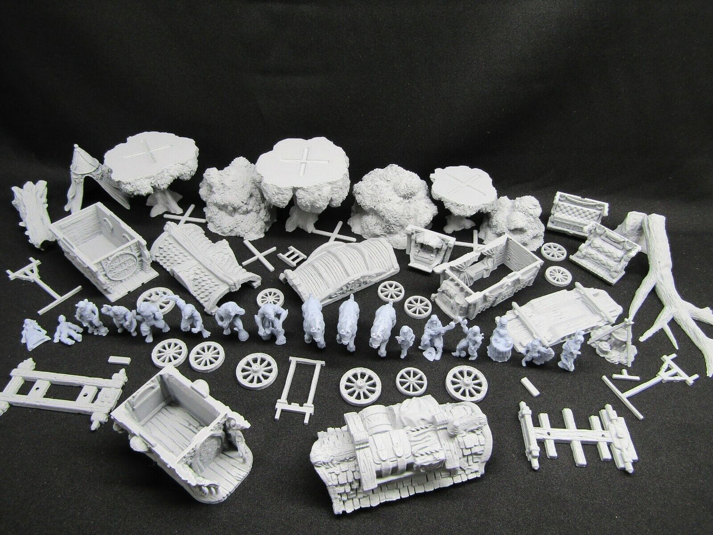 36 Piece Crimson Troupe Werewolf Set Encounter Scenery Terrain Mini Miniatures