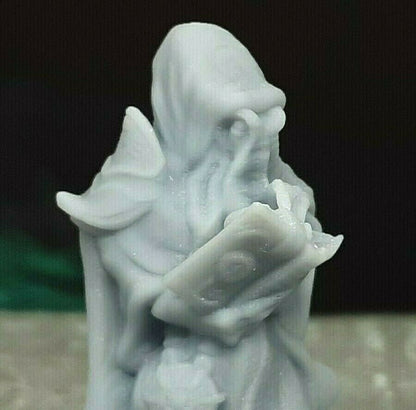 Mind Flayer Illithid Outcast Mini Miniature 28/32mm Figure D&D 3D Printed Resin