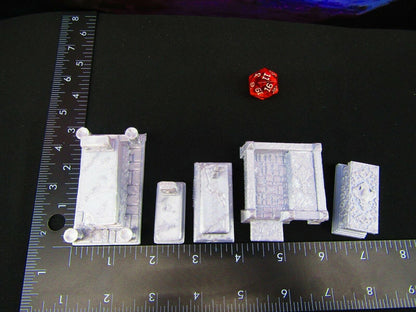 5 Tomb Gravesite Vault 7pc Grave Set for Graveyard / Cemetery Scatter Terrain