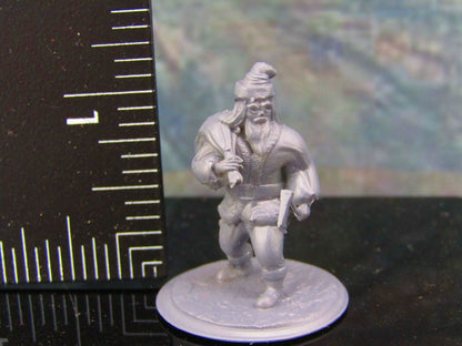 Murder Claus Evil Santa w/ Axe Mini Miniature Model Character Figure