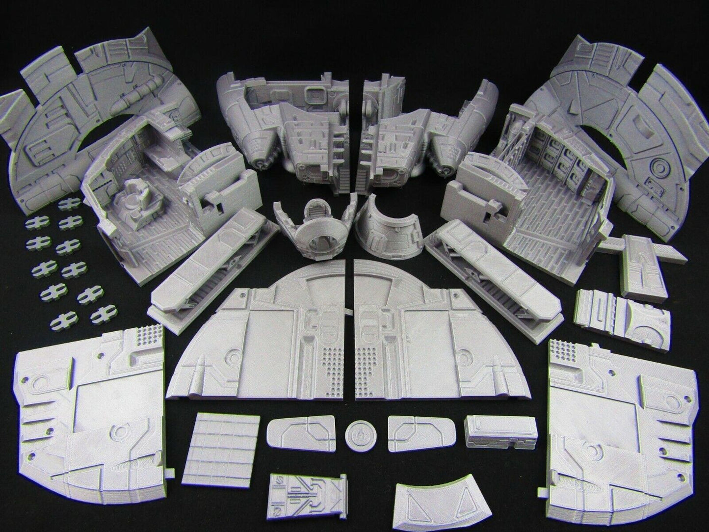 40pc Large Modular Bounty Hunter Space Ship Model w/ Bounty Hunter Crew SciFi