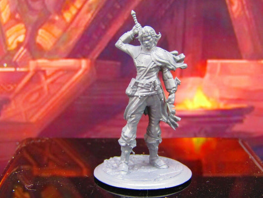 Elvish Ranger w/ Sword Mini Miniature Model Character Figure 28mm/32mm Scale RPG