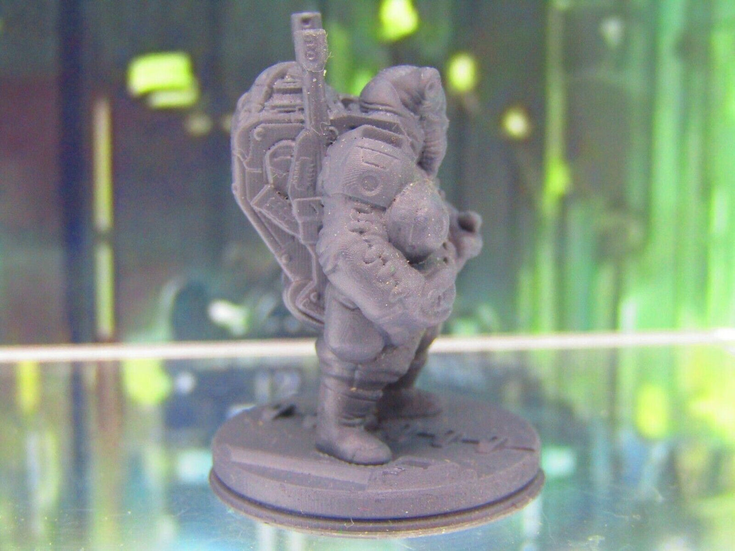 Alien Weapons Arms Gun Dealer Trader Mini Miniature Figure 3D Print Sci Fi