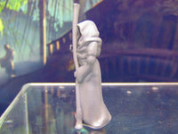 
              Mysterious Hooded Figure Miniature Mini Scatter Terrain Scenery Props Minis
            