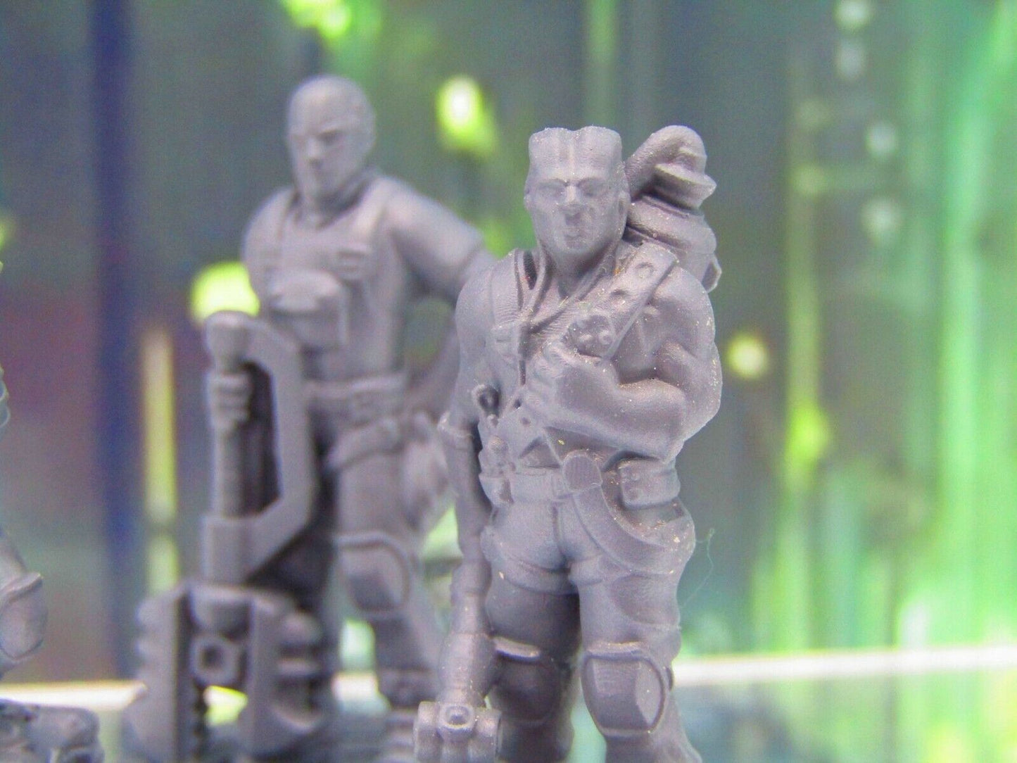 Lot of 3 Spaceship/ Dock Workers Civilans Commoners NPCs Mini 3D Printed Figures