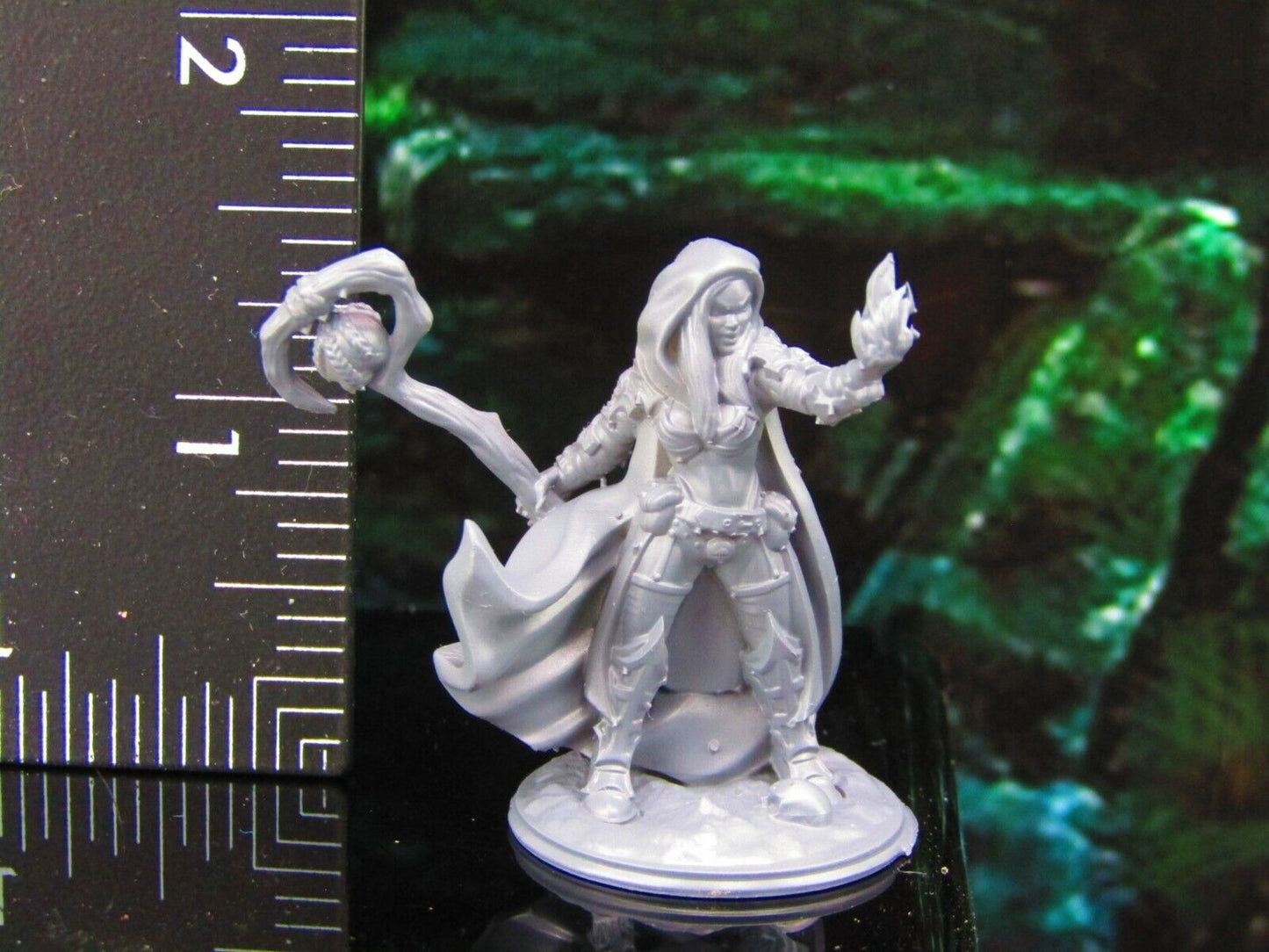 Female Necromancer A Mini Miniature Model Character Figure 28mm/32mm Scale