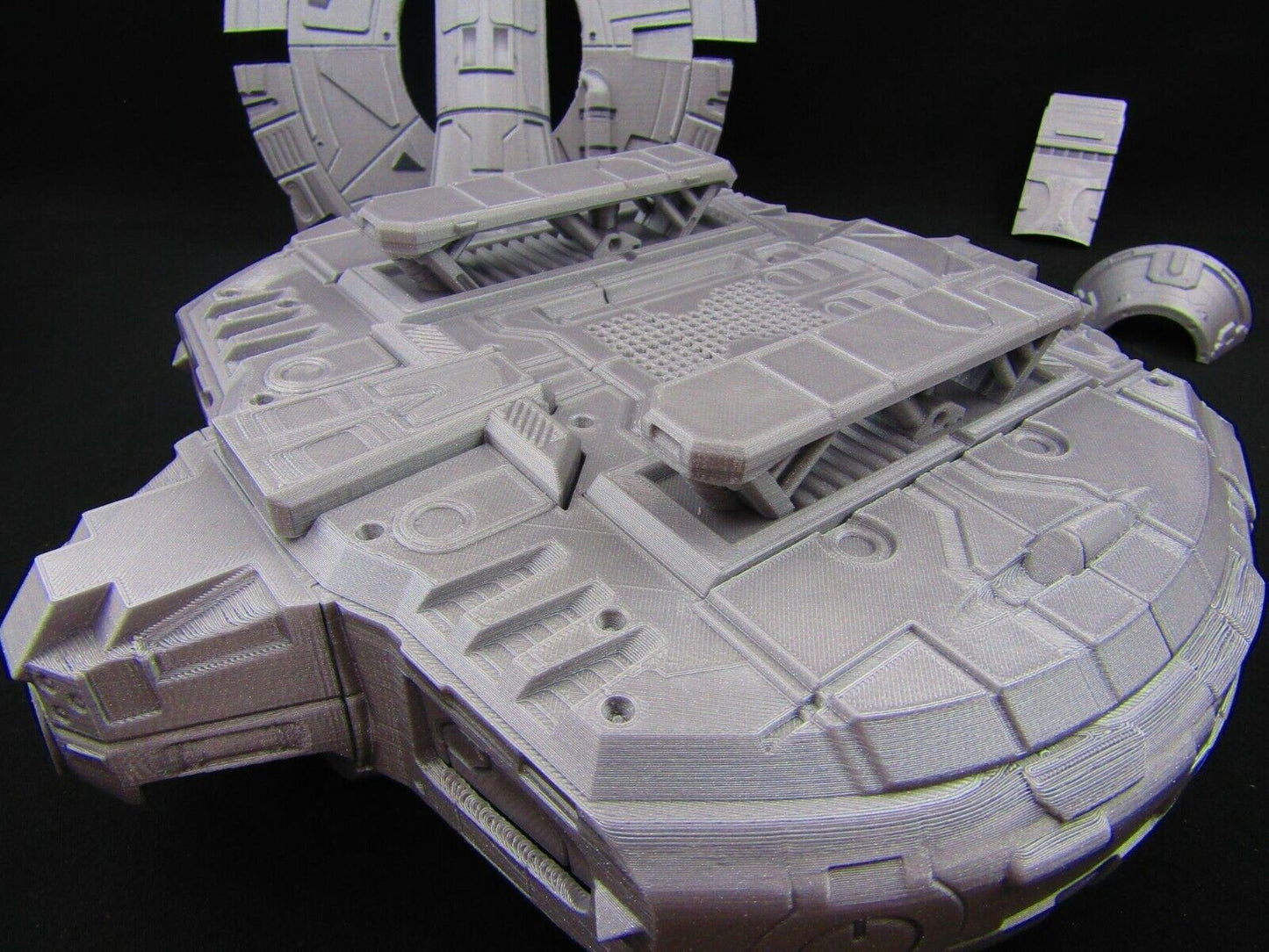 34pc Large Modular Bounty Hunter Space Ship Model "The Buzzard" Scenery SciFi