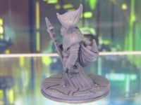 
              Alien Scavenger Trader Travelling Mercahant Mini Miniature Figure 3D Print Scifi
            