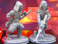 
              Alien Assassin Mercs Sniper Stalker Pair Mini Miniature Model Character Figure
            