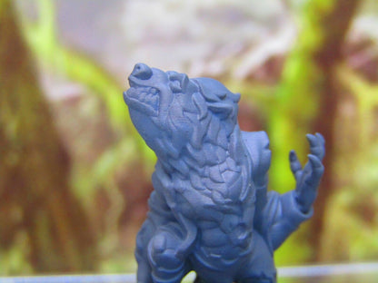 Wolfman Werewolf in Ragged Clothes Mini Miniature Figure 3D Printed Model 28/32m