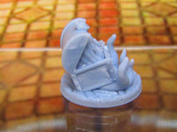 
              Mimic Treasure Chest Miniature Model Mini Figure Dungeons & Dragons 28mm
            