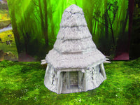 
              2 Floor Modular Celtic Farm House Scatter Terrain Scenery Mini Miniature Model
            