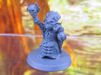 
              Goblin Shaman Mage Mini Miniatures 3D Printed Resin Model Figure 28/32mm Scale R
            