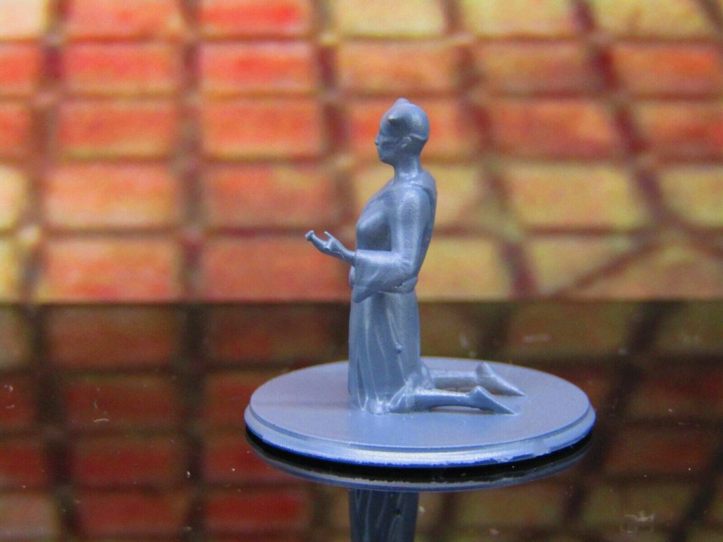 Devout Masked Demonic Cultist Female Sacrifice Mini Miniature Model Character