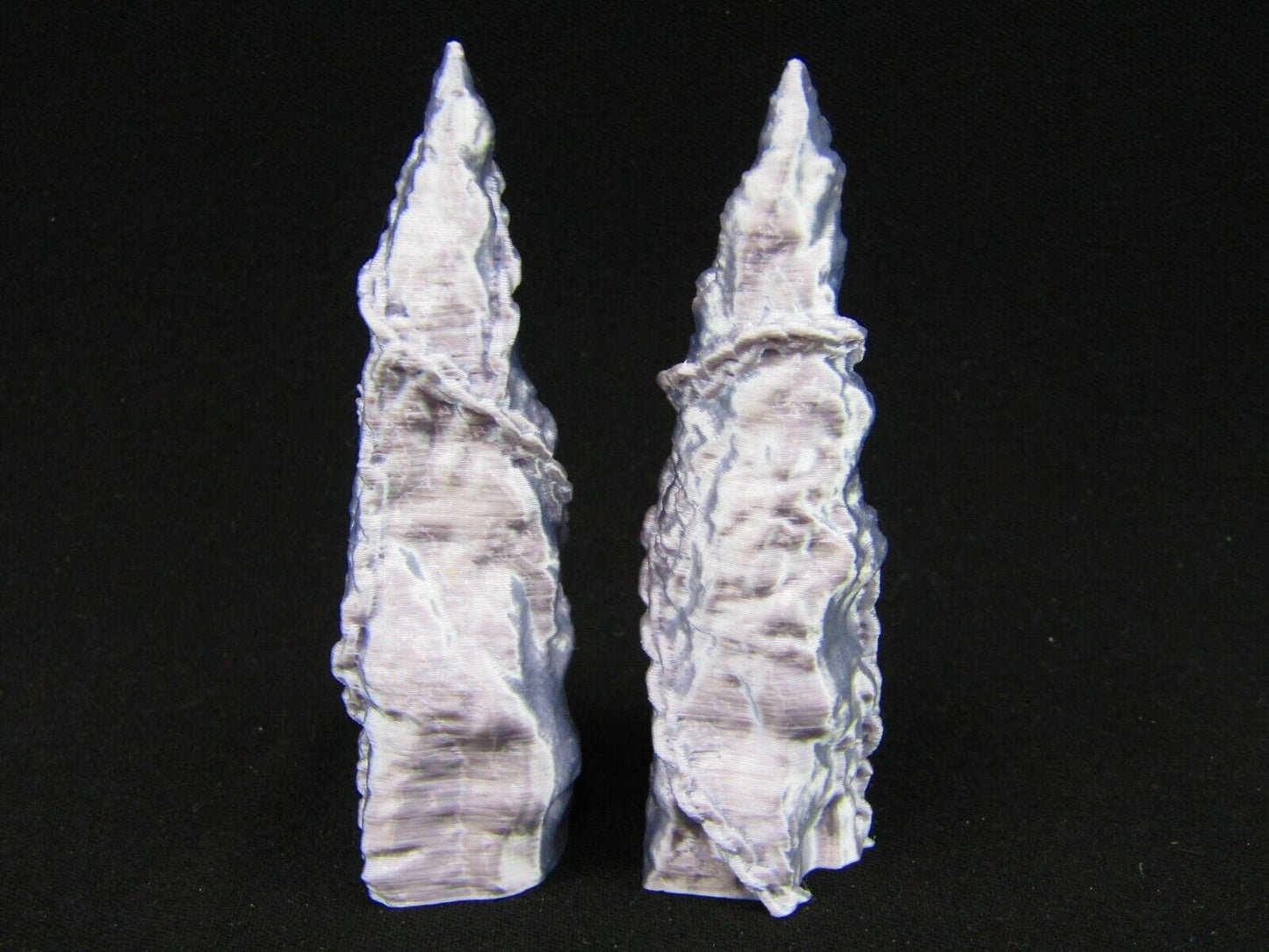 Pair of Chained Skull Spires Scatter Terrain Scenery 3D Printed Mini Miniature